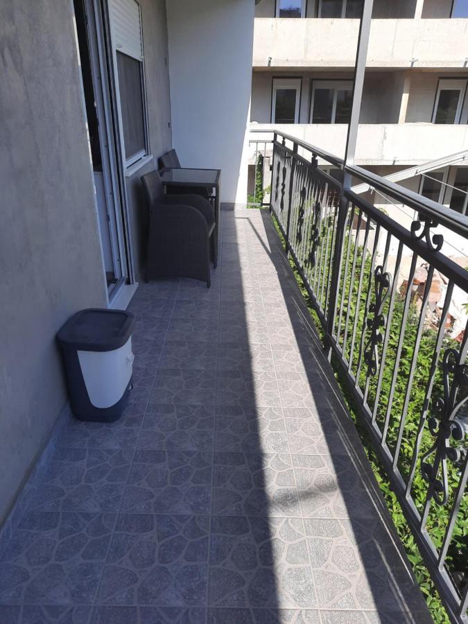 Ani Apartment Сплит Екстериор снимка