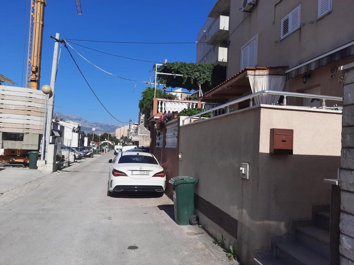 Ani Apartment Сплит Екстериор снимка